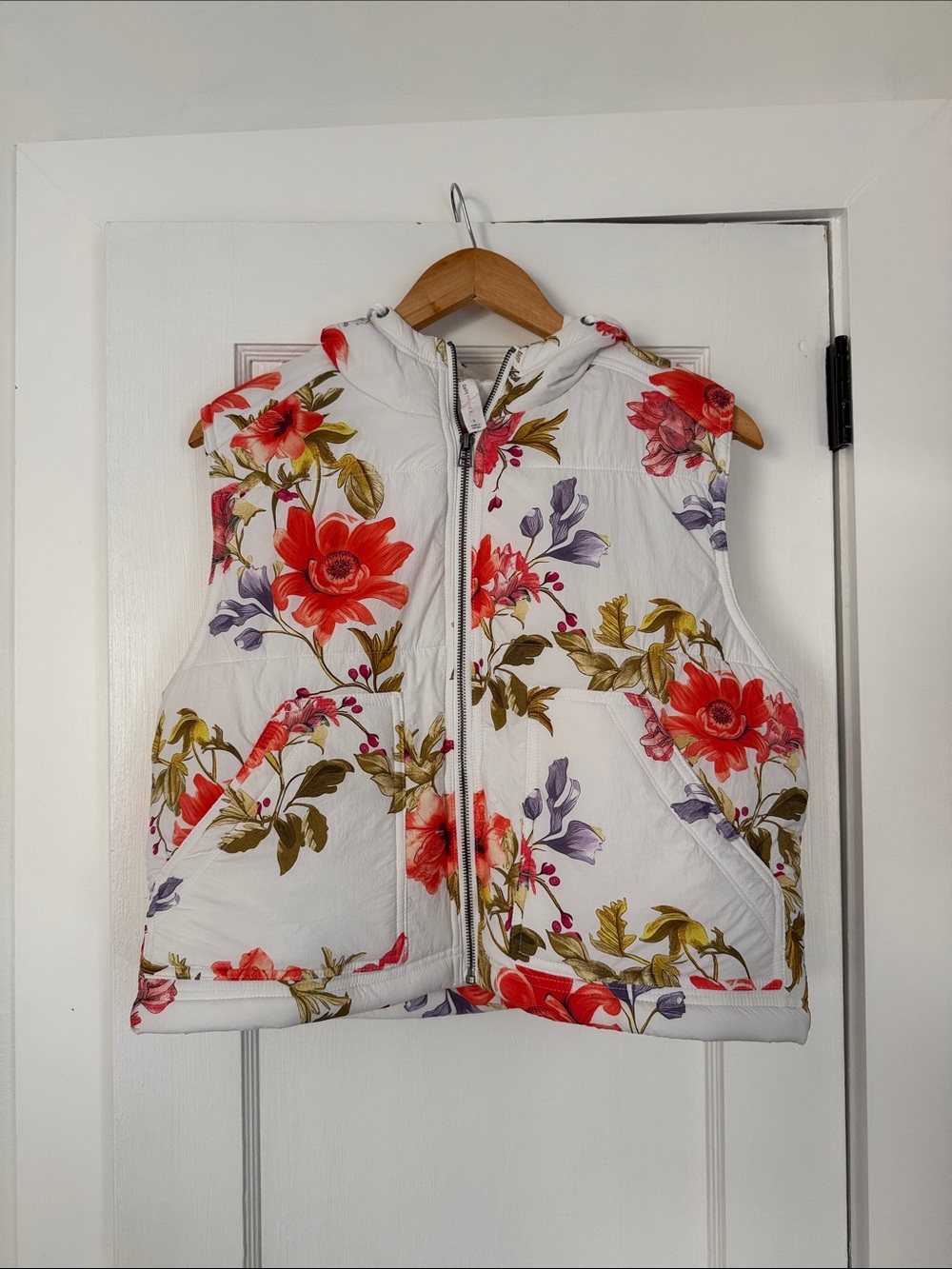 Anthropologie Daily Practice Floral Hooded Vest - White with Re &Purple Flowers